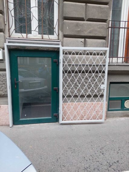 Biztonsági ajtórácsok